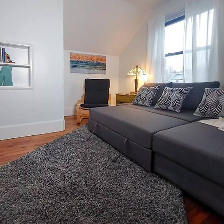Historic W/Deck, King Bed & Air By Lake Michigan Manistee Εξωτερικό φωτογραφία