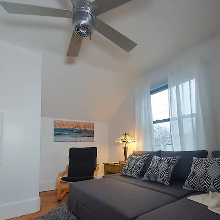 Historic W/Deck, King Bed & Air By Lake Michigan Manistee Εξωτερικό φωτογραφία
